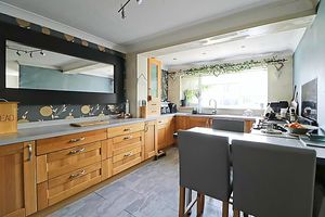 Kitchen- click for photo gallery